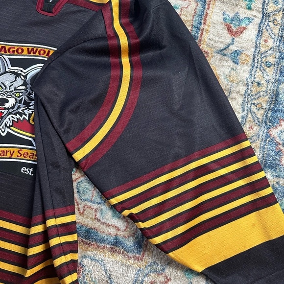 Vintage Chicago Wolves 10th Anniversary Hockey Jersey Medium - Picture 8 of 9